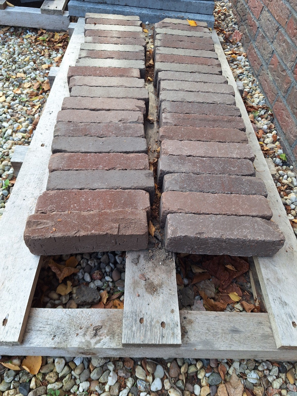 38 Waalformaat gebakken veen bakstenen 5x20x6cm, Ophalen, Nieuw, Bakstenen