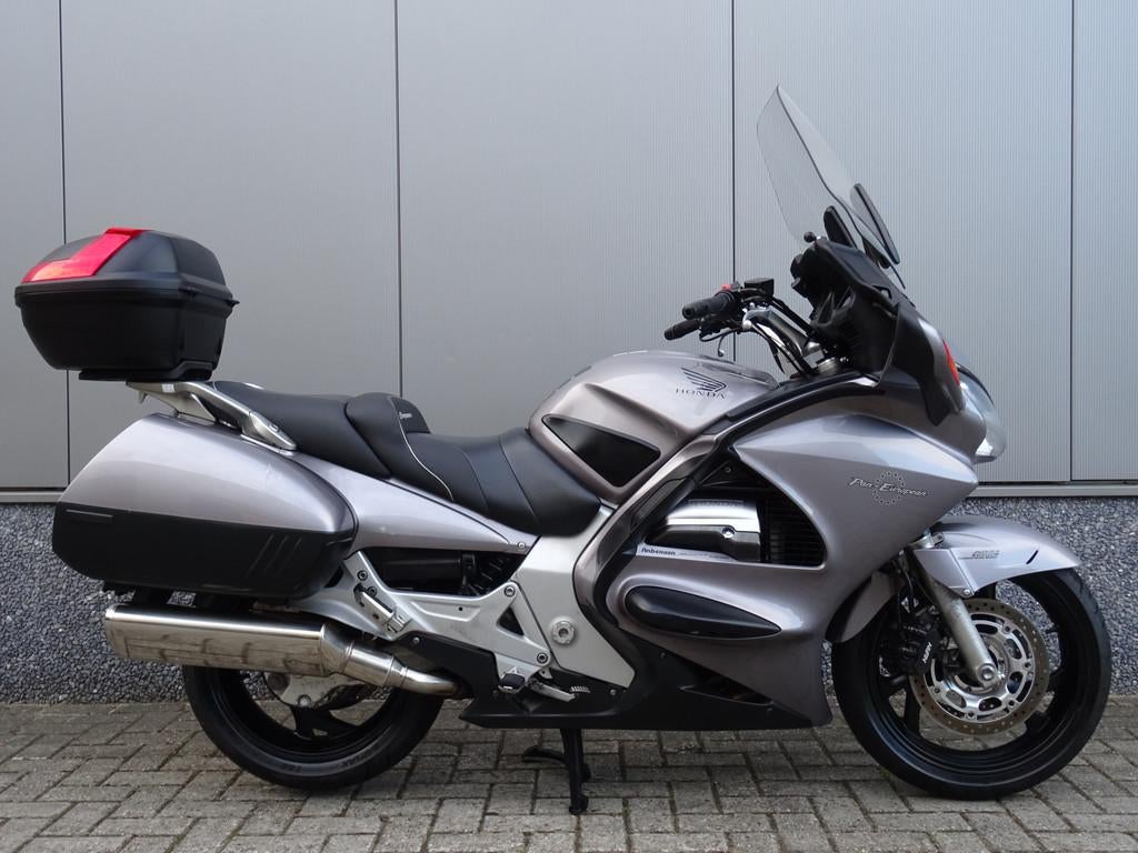 Honda ST 1300 PAN EUROPEAN ABS (bj 2003), Bedrijf, Toermotor, 1300 cc
