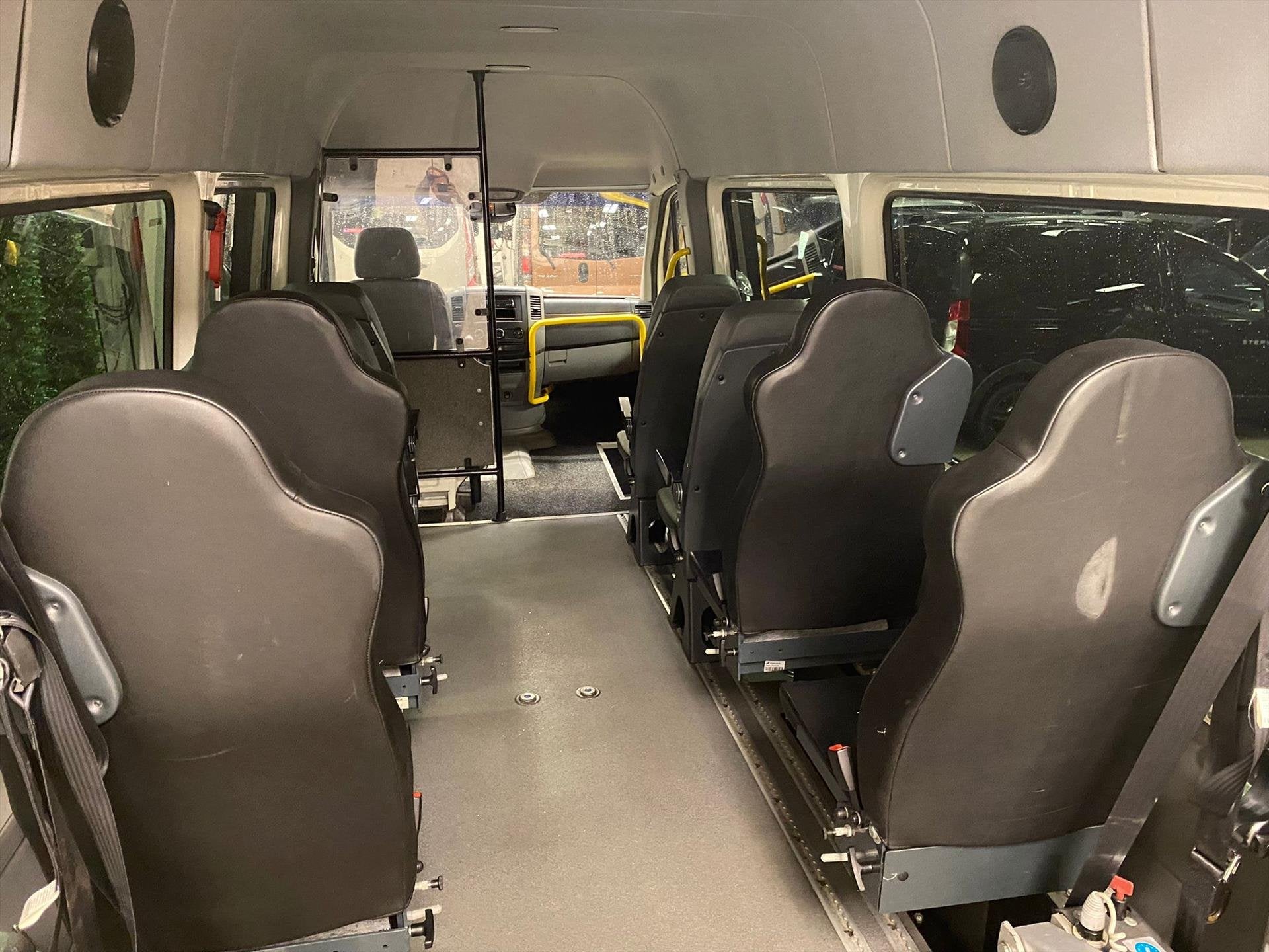Volkswagen Crafter L2H2 Rolstoelbus Groepsvervoer (airco), Elektrische ramen, Gebruikt, Overige carrosserieën, 2000 kg