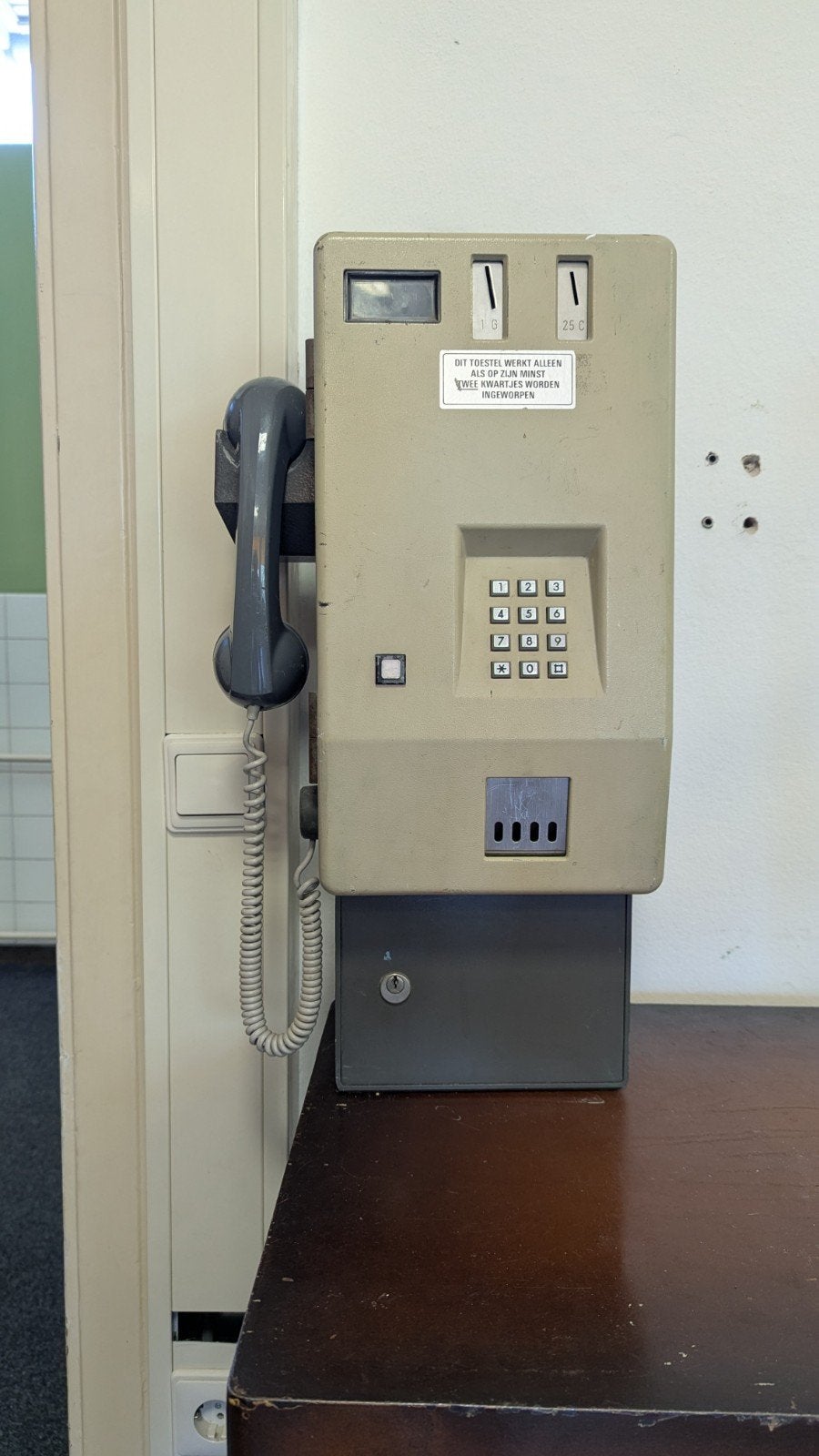 Oude munttelefoon, Telecommunicatie, Vaste telefoons | Niet Draadloos, Ophalen, Gebruikt