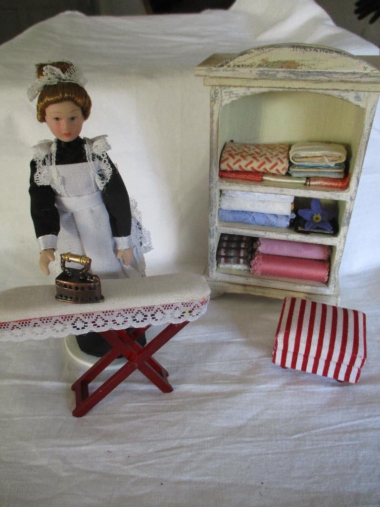 poppenhuis inrichting, Ophalen of Verzenden, Zo goed als nieuw, Gebruiksvoorwerp