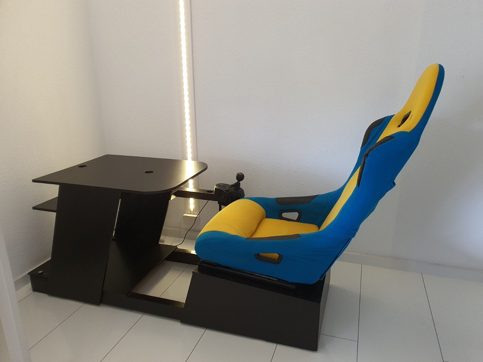 Race simulator met Logitech G920 stuur, pedalen en shifter, Ophalen, Gebruikt