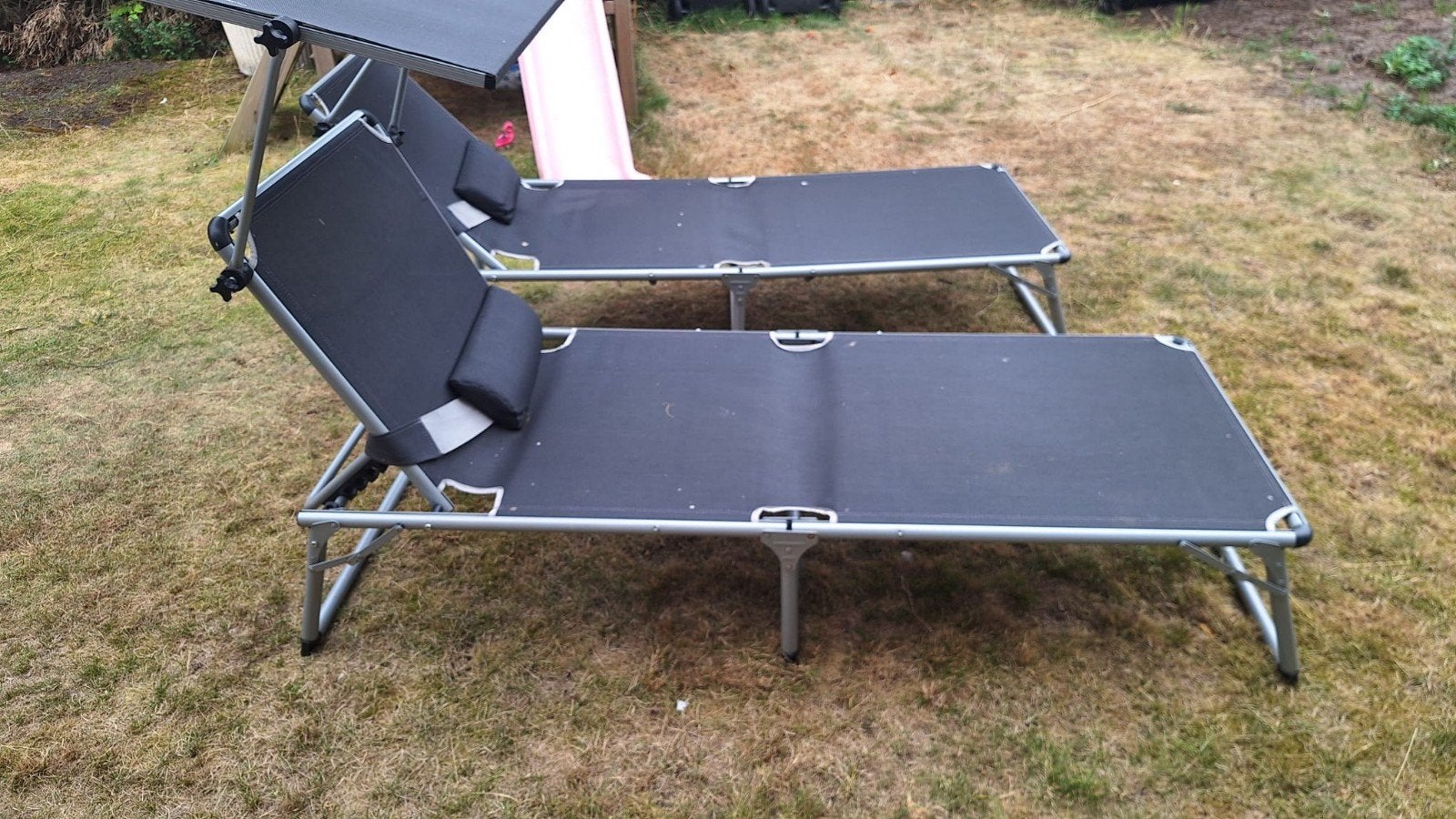 Ligbedden met zonnekap - Set van 2, Tuin en Terras, Ligbedden, Ophalen, Gebruikt, Metaal