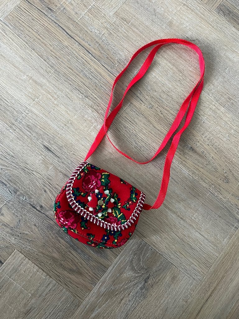Nieuw klein rood schoulder tasje meisjes verkleed spel girls, Ophalen of Verzenden, Zo goed als nieuw, Overige thema's, Accessoires