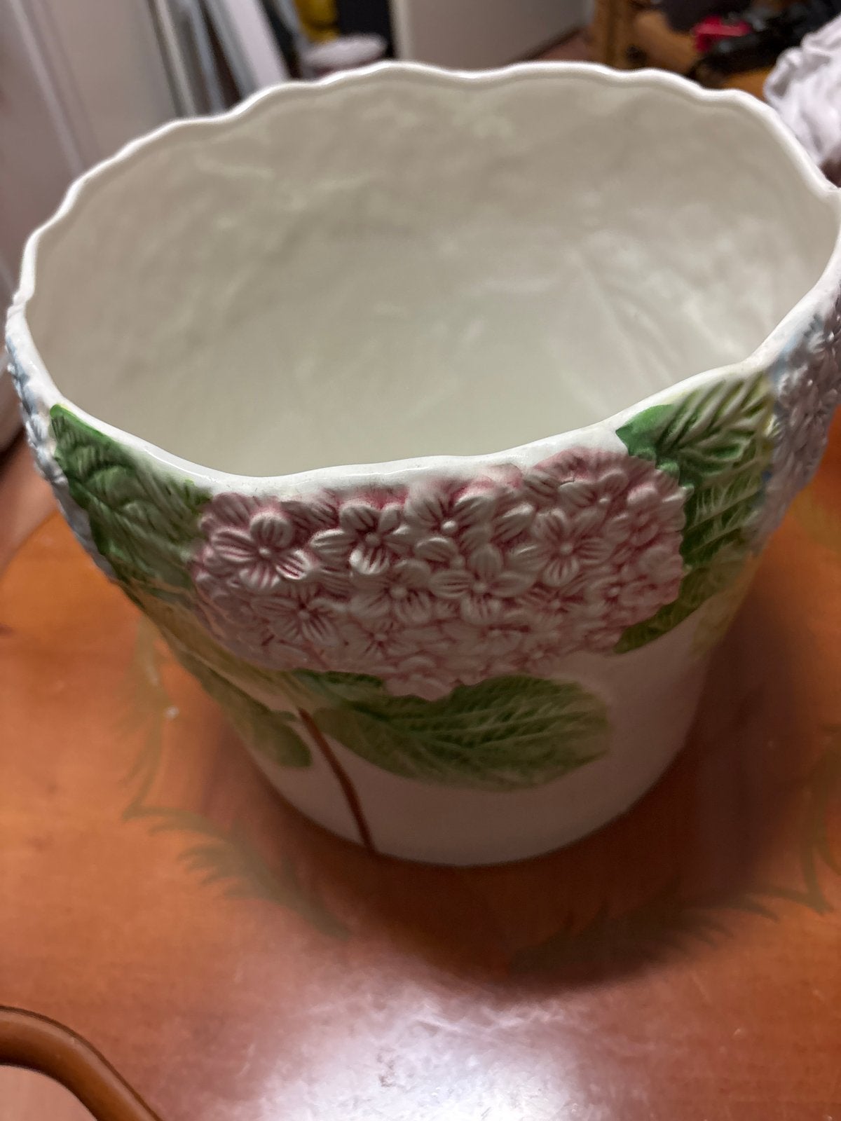 Mooie handgeschilderde bloempot met hortensia's, Ophalen