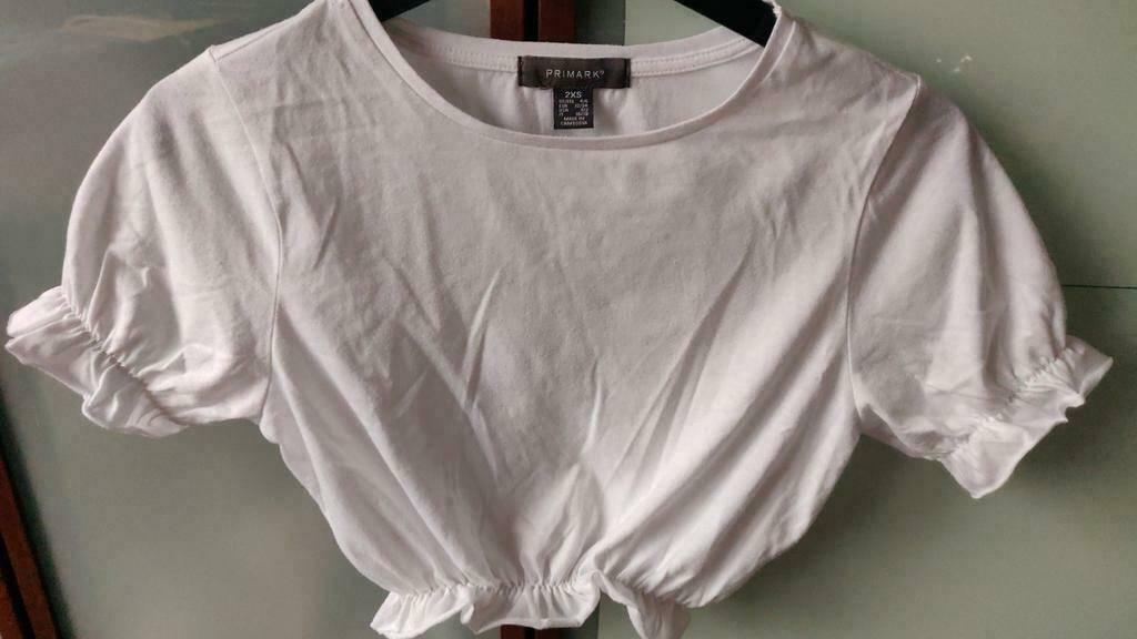 Crop top xxs, Kleding | Dames, Tops, Primark, Wit, Ophalen of Verzenden, Zo goed als nieuw