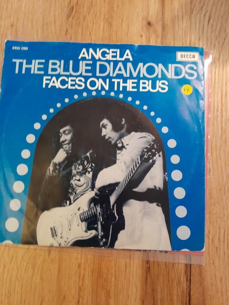 The blue diamonds 7inch angela, Ophalen of Verzenden, Zo goed als nieuw, Pop