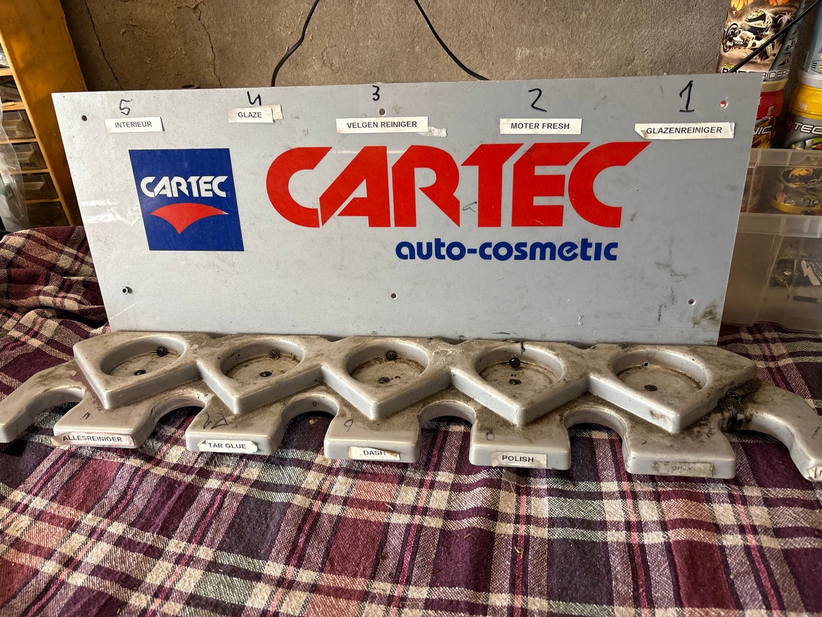 Cartec Auto-Cosmetic Display met Producthouders, Ophalen