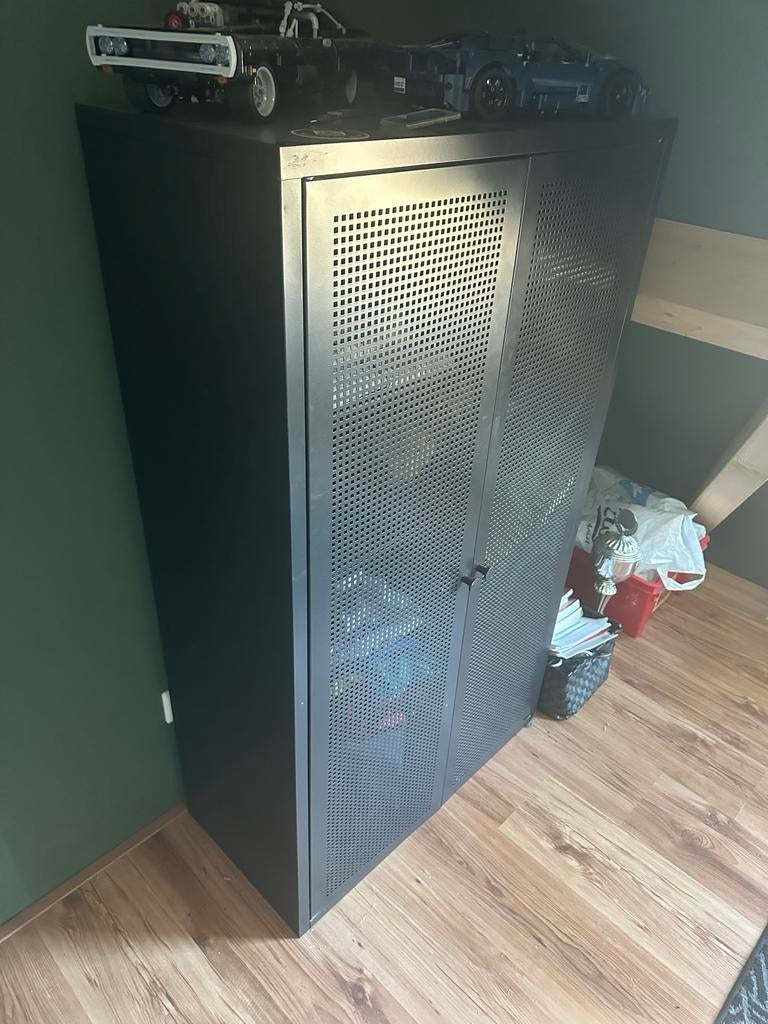 IKEA FJÄLLBO Kasten met geperforeerde deuren, Ophalen, 100 tot 150 cm, Meerdere deuren, 50 tot 100 cm