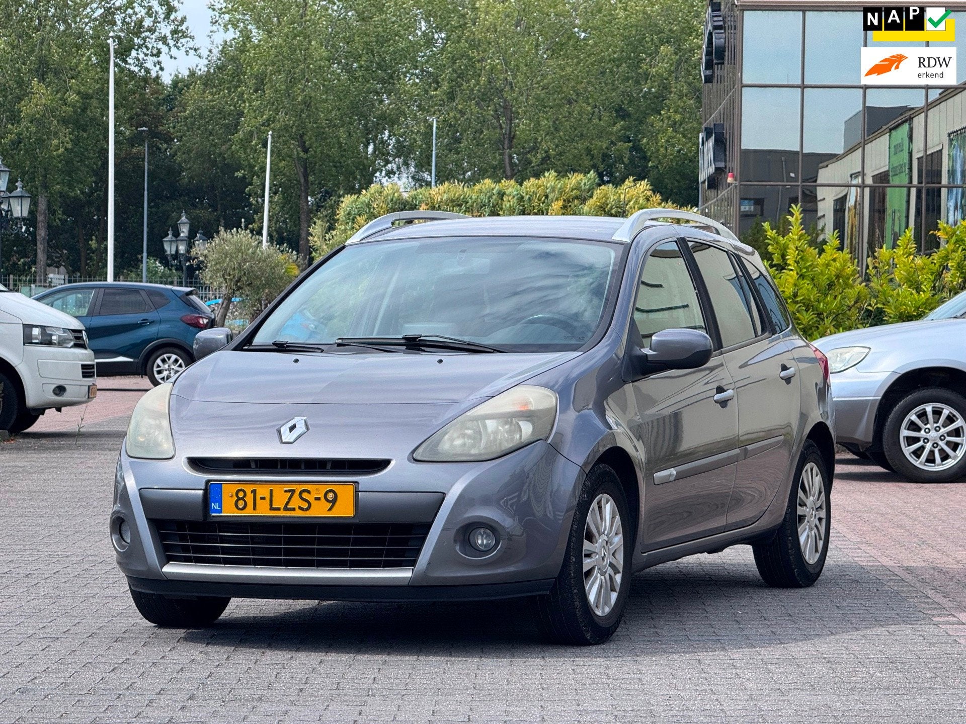 Renault Clio Estate 1.2 TCE Collection | Navigatie | Bluetoo, Auto's, Voorwielaandrijving, Euro 5, Gebruikt, Zwart