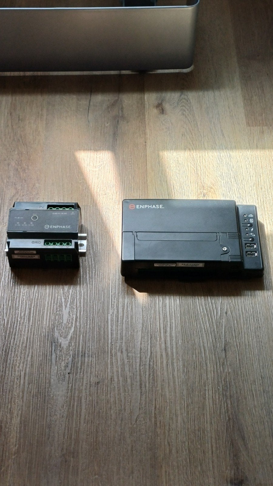 Enphase Envoy Gateway metered 3p en IQ Relais 3p, Ophalen of Verzenden