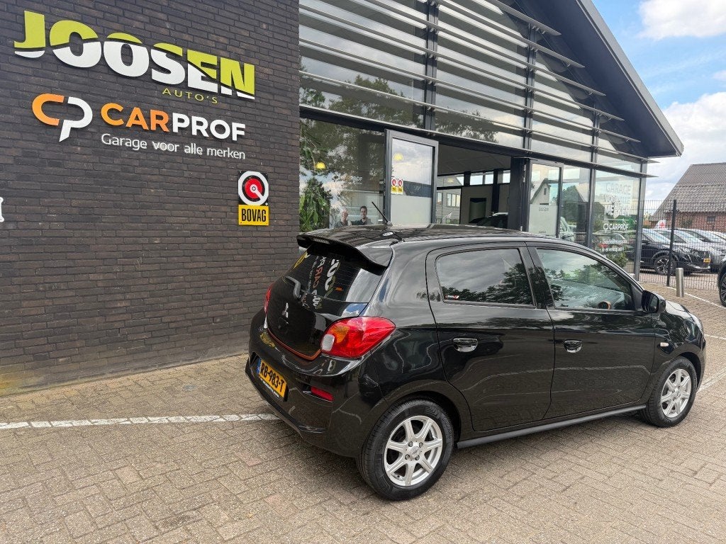 Mitsubishi SPACE STAR 1.0 INTENSE, Voorwielaandrijving, Gebruikt, Met garantie (alle), Zwart