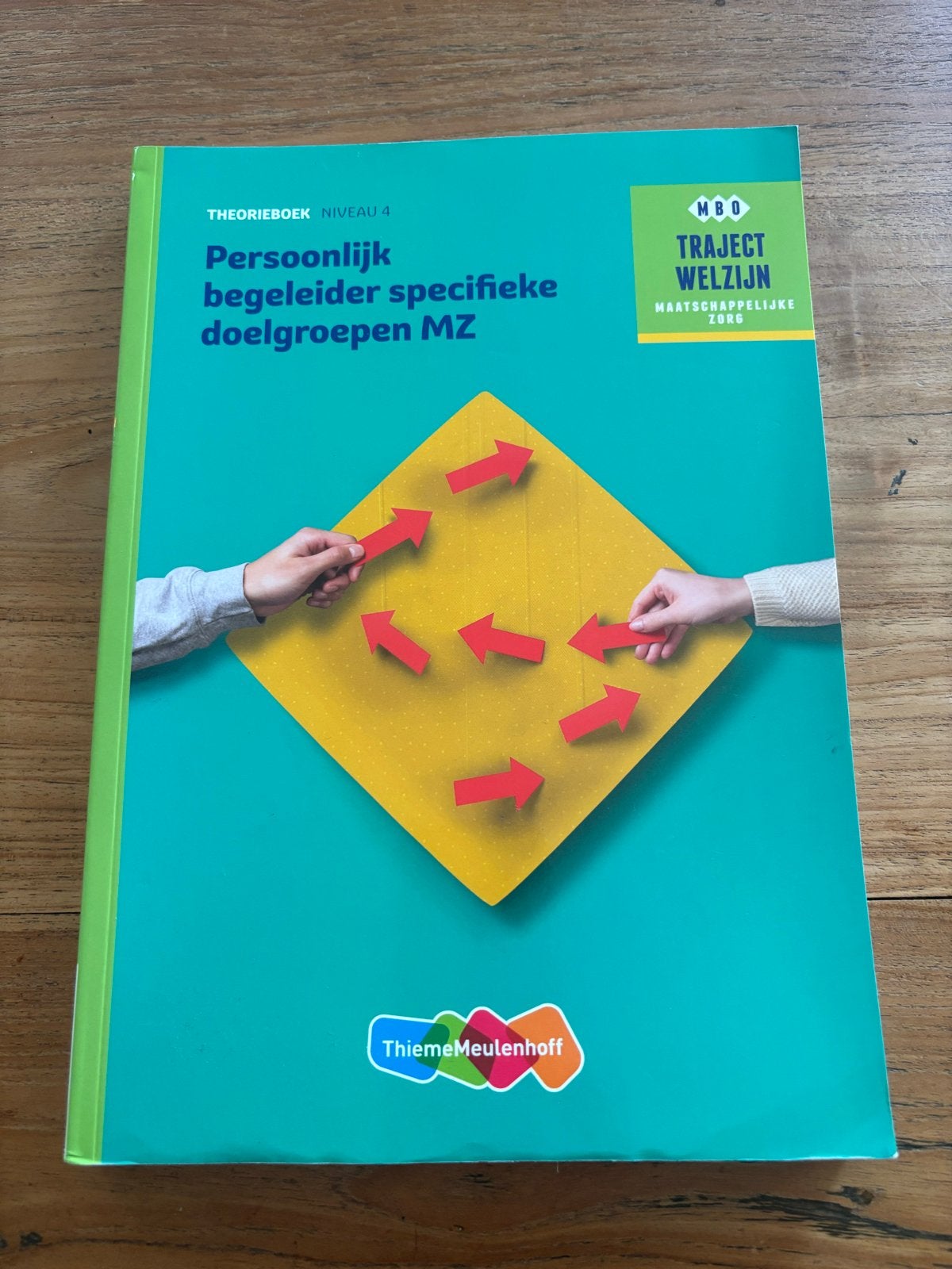 Boek: Persoonlijk begeleider specifieke doelgroepen MZ, Ophalen, Zo goed als nieuw, MBO