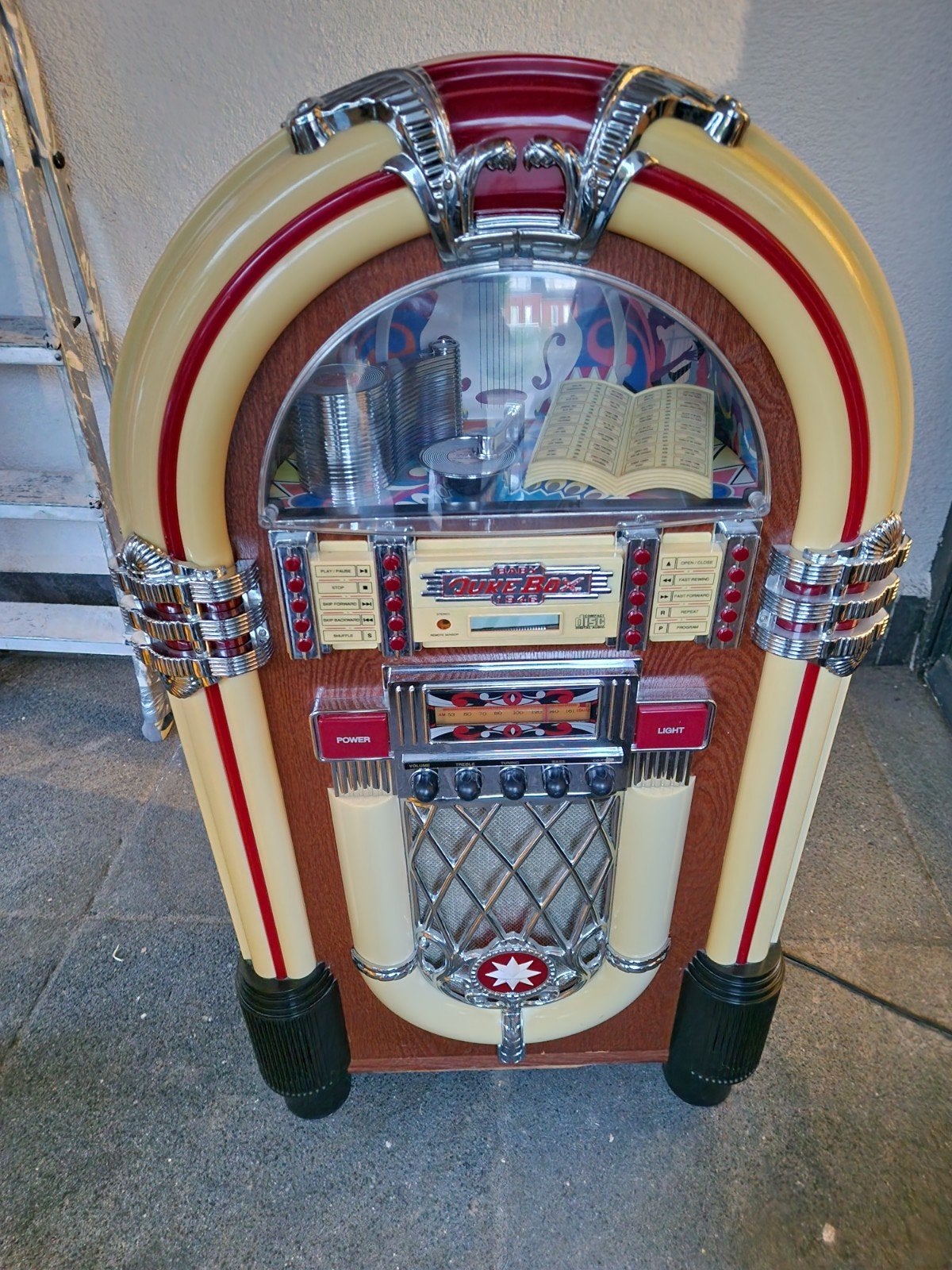Vintage Jukebox - Ouder model, Verzamelen, Automaten | Jukeboxen, Ophalen of Verzenden, Gebruikt, 1950 tot 1960, Overige merken