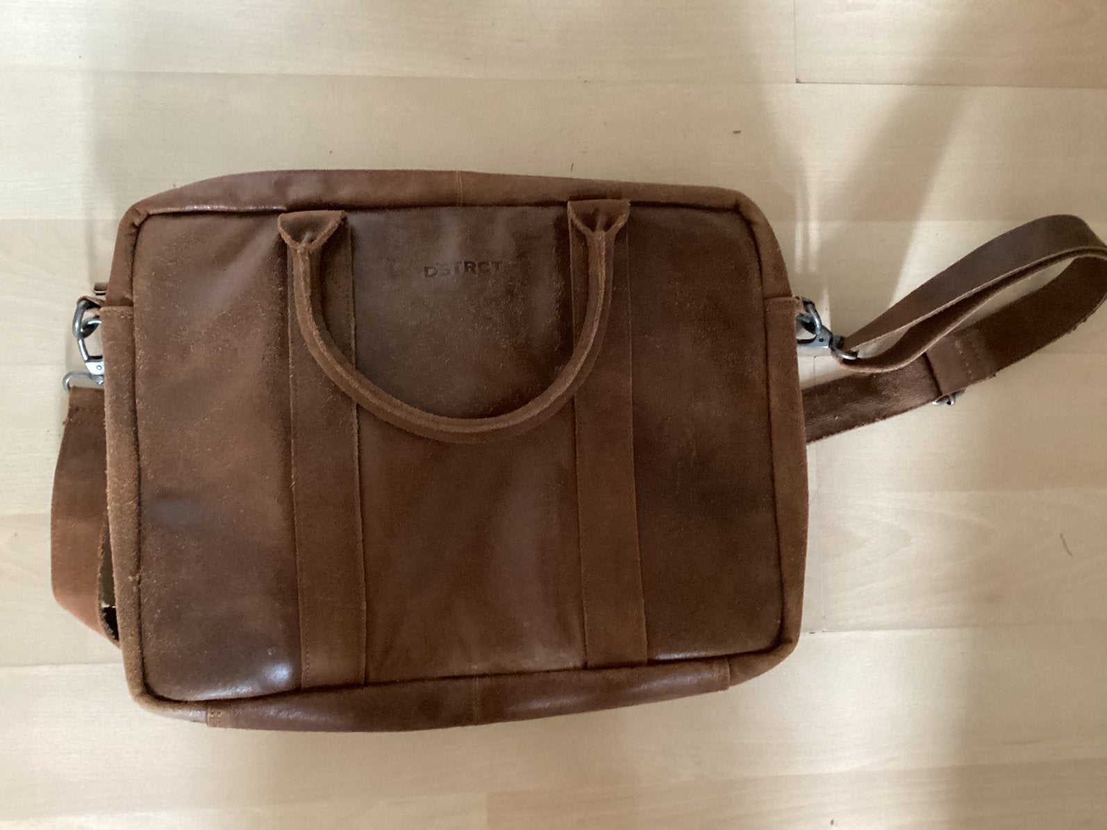 *goede staat* District leren laptop tas schoudertas cognac, Ophalen of Verzenden, Gebruikt, Bruin, Overige typen
