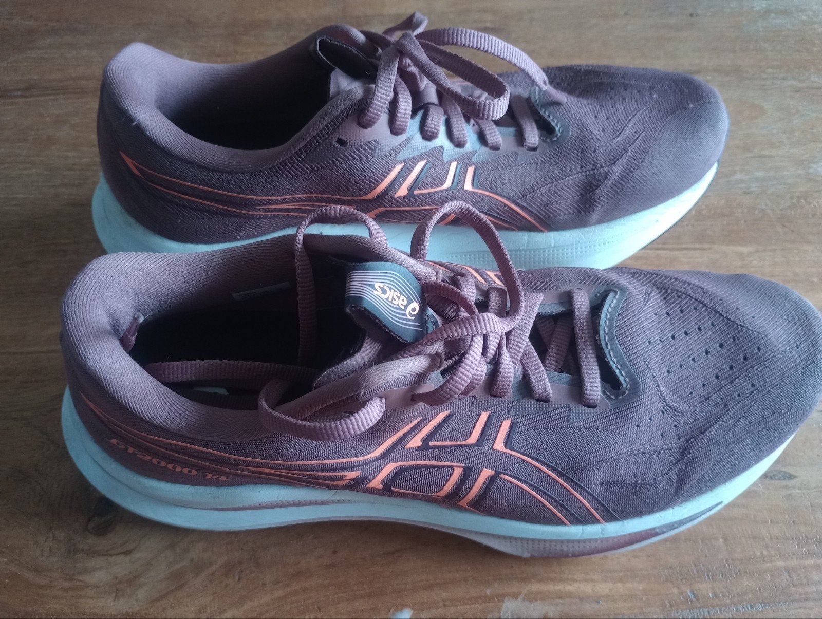 Asics gt 2000 14 Hardloopschoenen Taupe Maat 40.5, Sport en Fitness, Ophalen of Verzenden