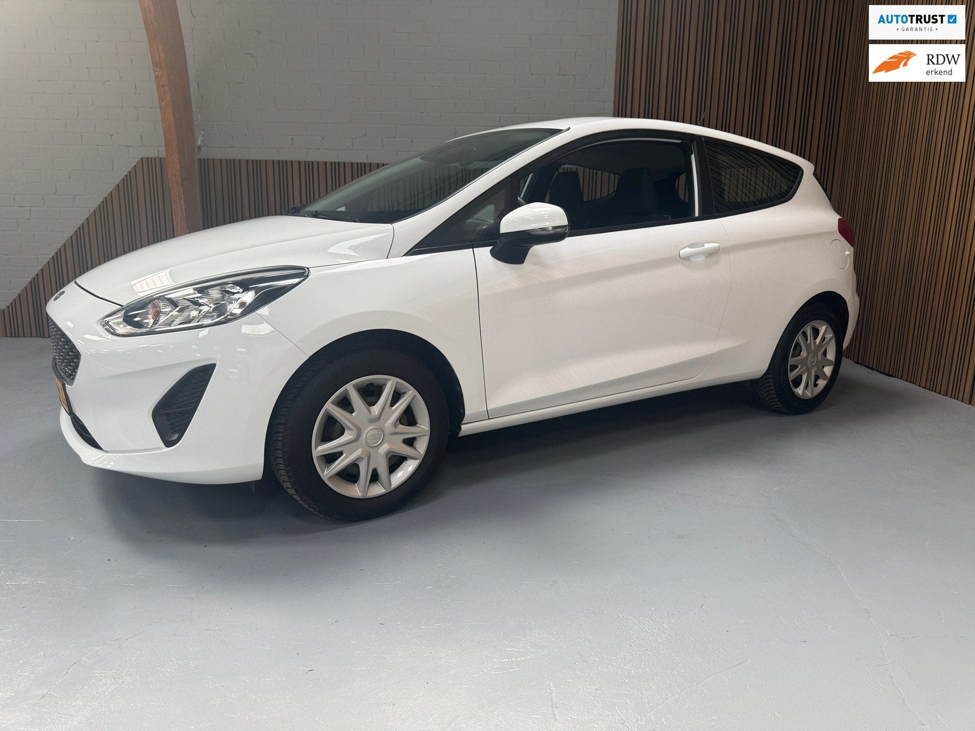 Ford Fiesta 1.1 Trend, Nieuwe model, Nieuwe APK, MyFord Dock, Stof, Wit, Bedrijf, Handgeschakeld