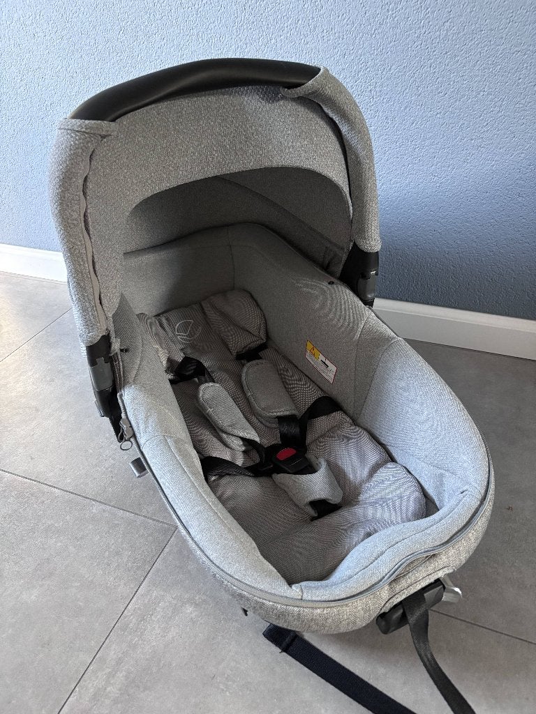Te huur: Jane Matrix Light 2, Kinderen en Baby's, Verstelbare rugleuning, Autogordel, Zo goed als nieuw, 0 t/m 13 kg