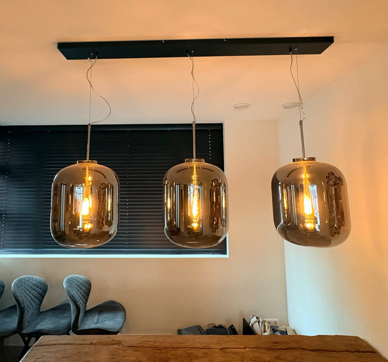 Rookglas hanglampen - 3 stuks, 1.50m lang, Huis en Inrichting, Ophalen, Zo goed als nieuw, Glas