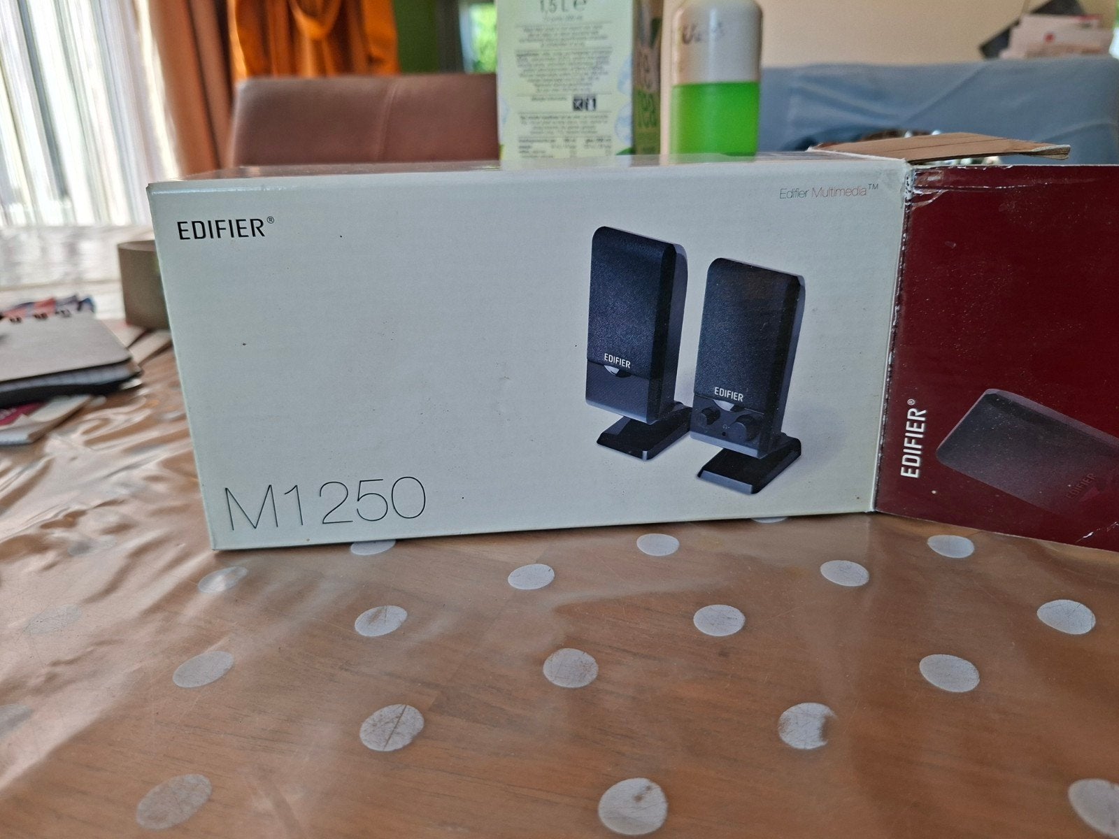 Edifier M1250 2.0 Luidsprekerset - Compact en Helder Geluid, Ophalen of Verzenden, Zo goed als nieuw, Audiokanaal 2, Edifier