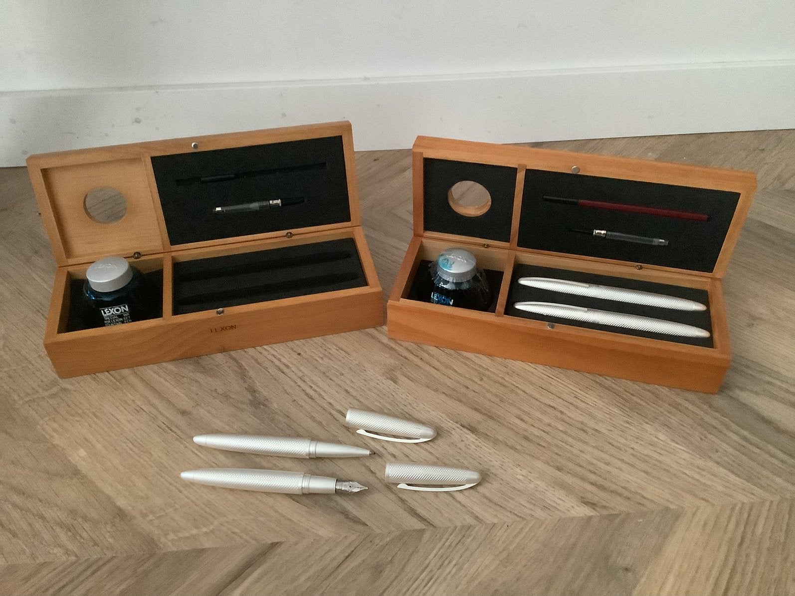 2x pennen set Lexon fountain and roller set, Verzamelen, Pennenverzamelingen, Ophalen of Verzenden, Zo goed als nieuw, Vulpen