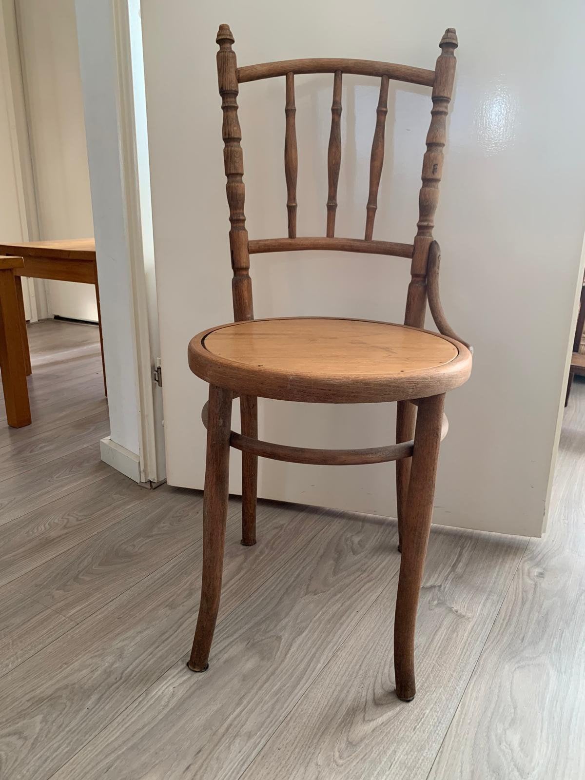 Vintage houten stoel - Thonet stijl, Antiek en Kunst, Antiek | Meubels | Stoelen en Banken, Ophalen