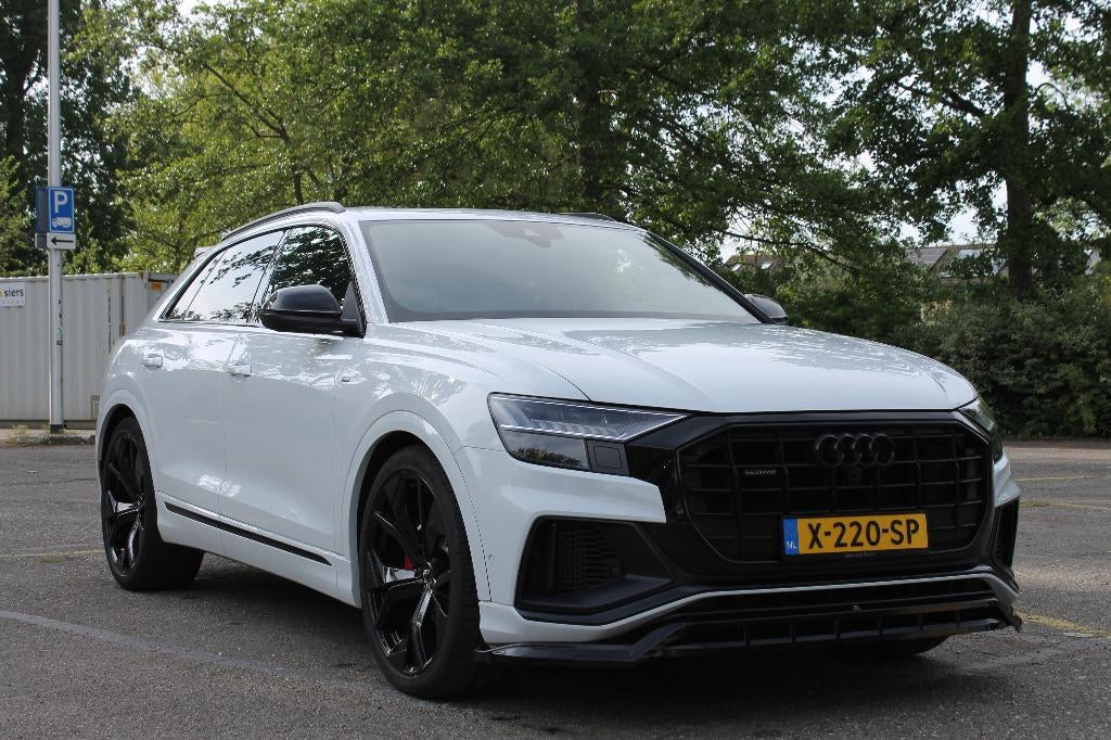 Audi Q8 55 Tfsi Quattro 340pk Tiptronic 2020 Wit 3x Sline, Auto's, Audi, Automaat, 2995 cc, 2080 kg, Leder