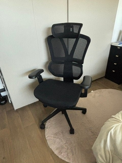 Ergonomische Bureaustoel met Hoofdsteun & Voetensteun, Ophalen, Zwart, Zo goed als nieuw, Bureaustoel