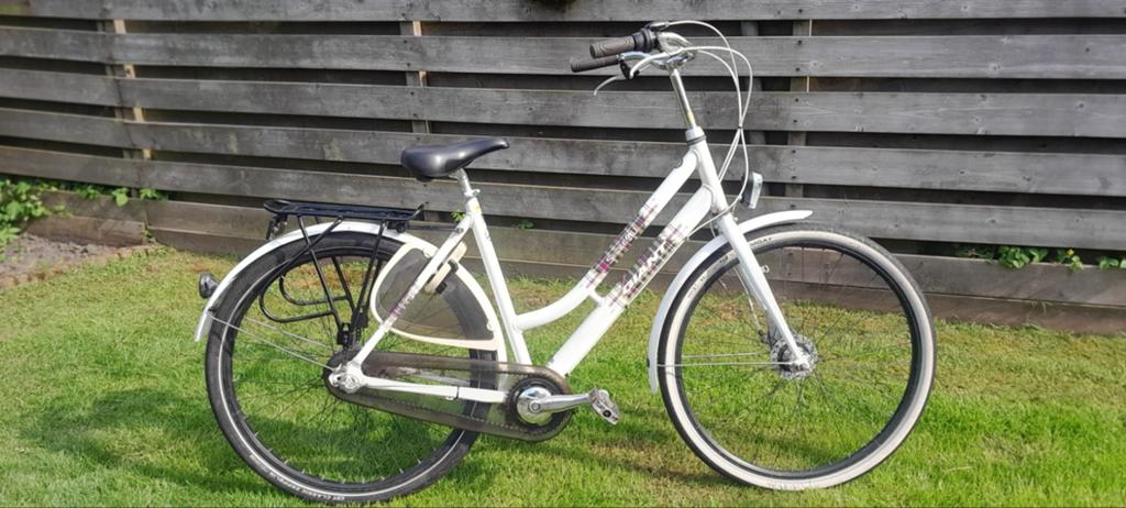 Giant damesfiets 3 versnellingen 28 inch, Fietsen en Brommers, Fietsen | Dames | Damesfietsen, Ophalen, Gebruikt, Versnellingen