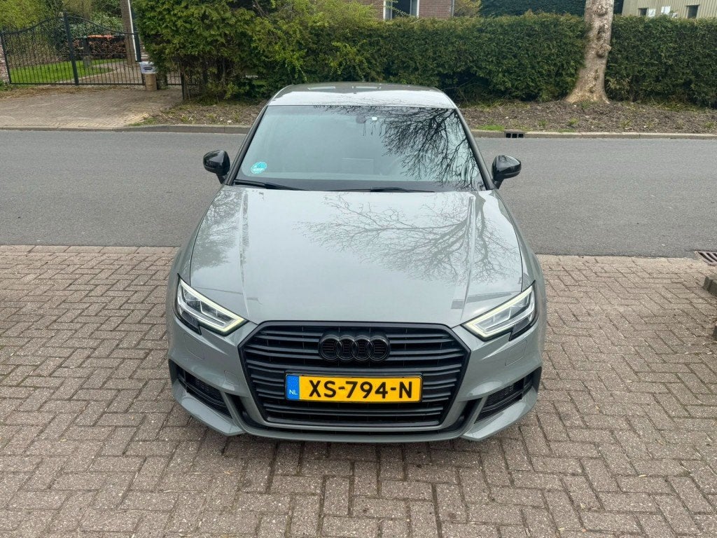 Audi A3 Limousine TFSI CoD Sport S Line Edition/ECC/Cruise c, Auto's, 4 cilinders, Origineel Nederlands, Bedrijf, Sedan