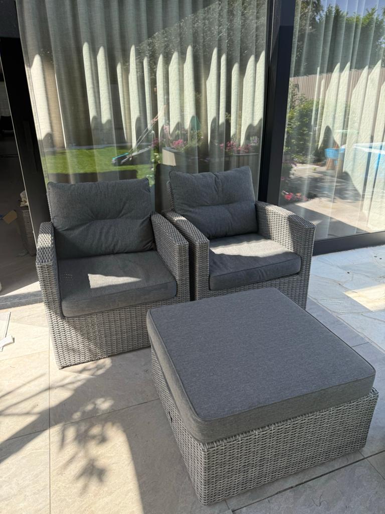 Tierra Outdoor Fredo loungeset - 2 stoelen met hocker, Zo goed als nieuw, Loungeset, Wicker, Stoel
