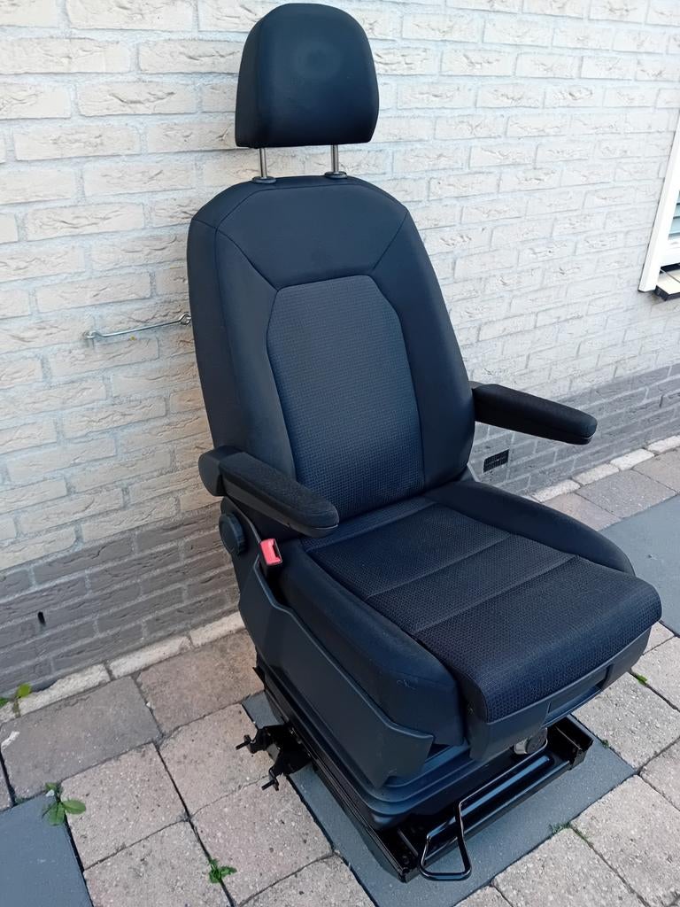 Man tge VW Crafter geveerde stoel alleen bellen 06 44845241, Auto-onderdelen, Interieur en Bekleding, Ophalen, Overige automerken