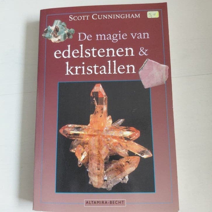 De magie van edelstenen & kristallen - Scott Cunningham, Gelezen, Achtergrond en Informatie, Spiritualiteit algemeen, Scott Cunningham