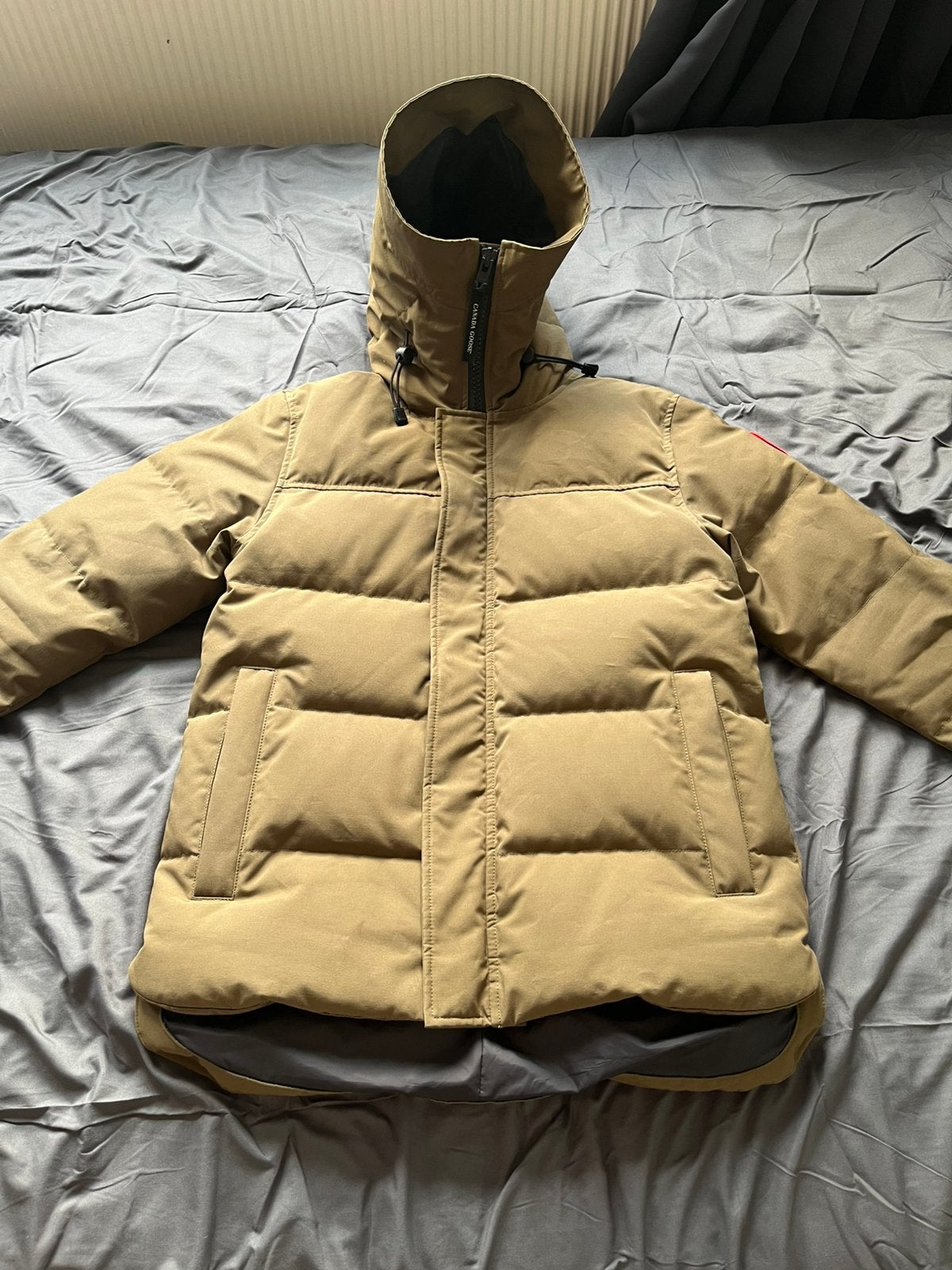 Canada Goose MacMillan Heritage Parka in military green, Ophalen of Verzenden, Zo goed als nieuw, Maat 48/50 (M), Groen