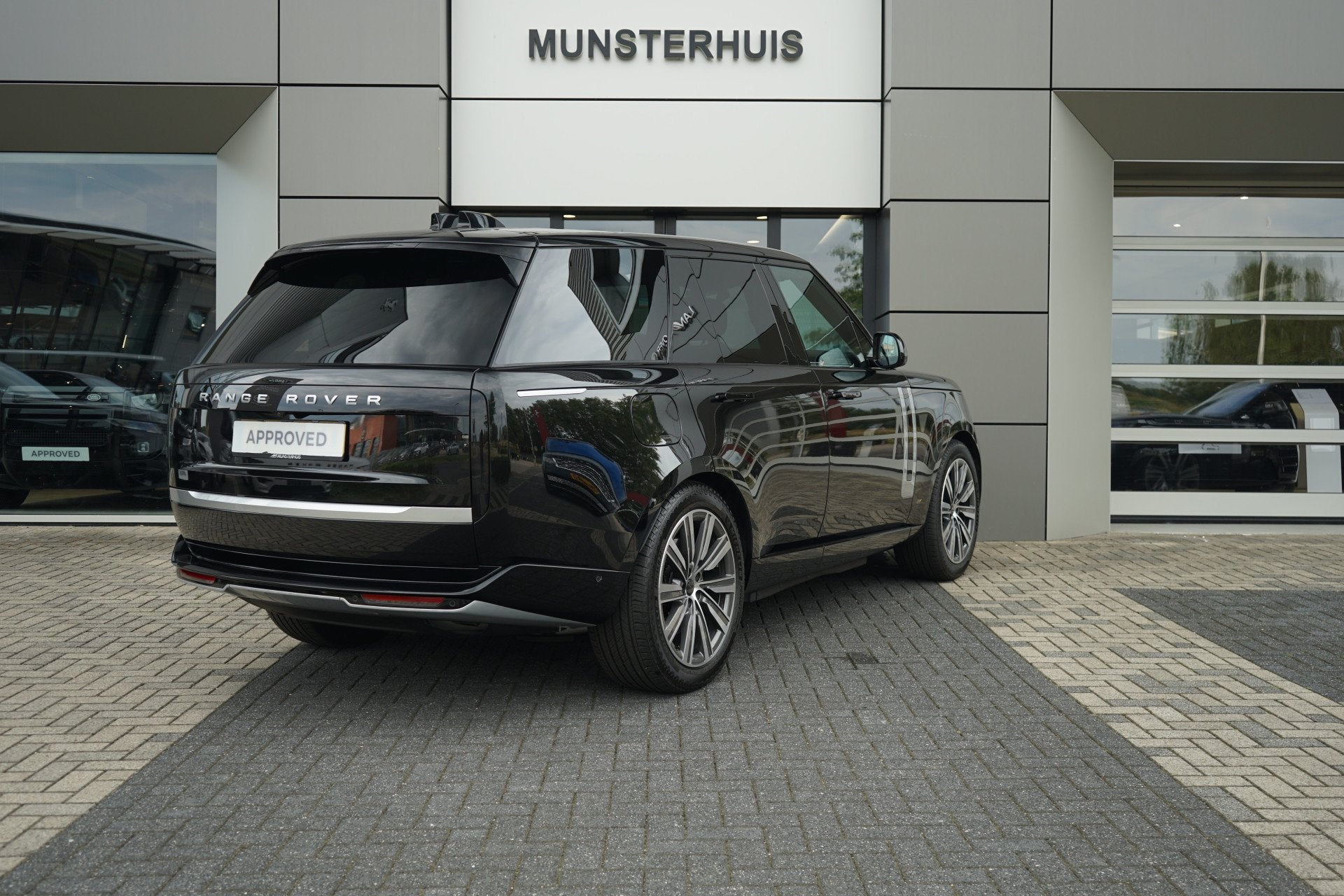 Land Rover Range Rover 3.0 P550e Autobiography PHEV | Meridi, Automaat, 12 maanden, 3000 kg, Bedrijf