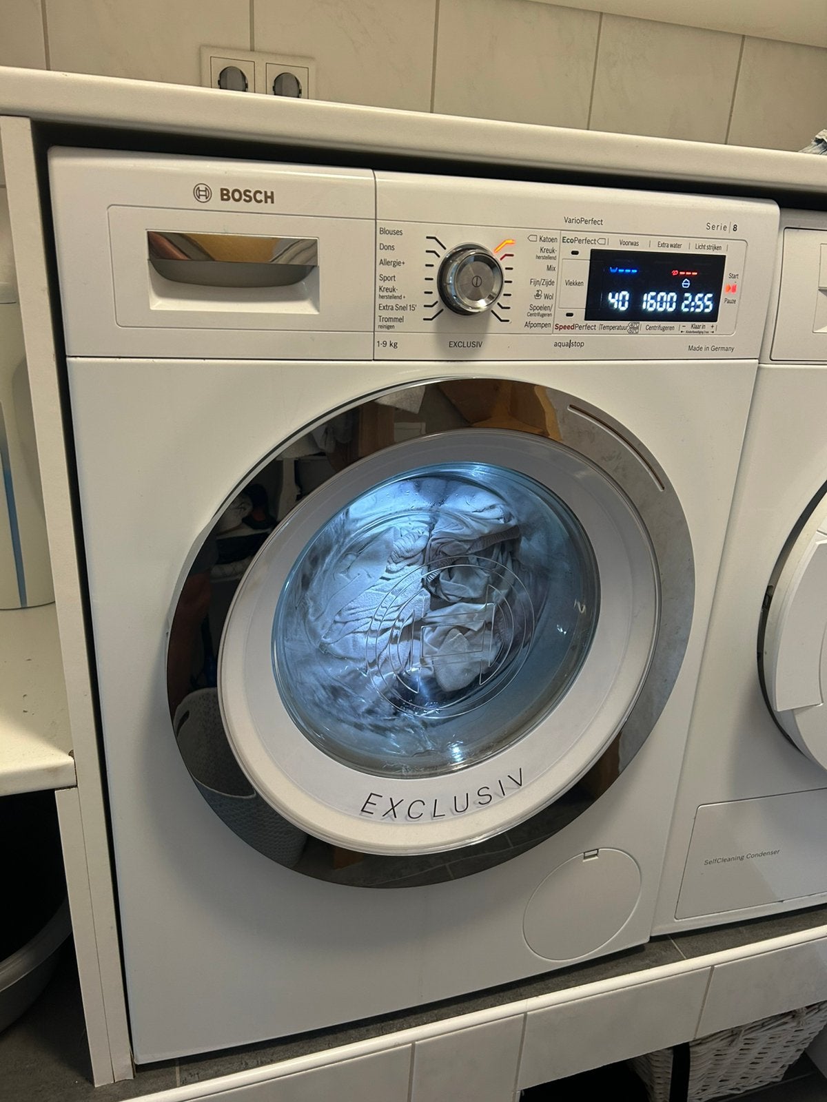 Bosch WAW32592NL Serie 8 – 1600 toeren – 9 kg, Ophalen, Minder dan 85 cm, 8 tot 10 kg, 1600 toeren of meer