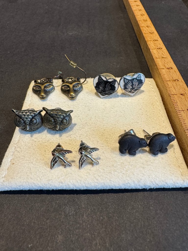 Leuke set van 5 paar vintage /casual oorbellen(dierenmotief), Overige materialen, Ophalen of Verzenden, Zo goed als nieuw, Knopjes of Stekers