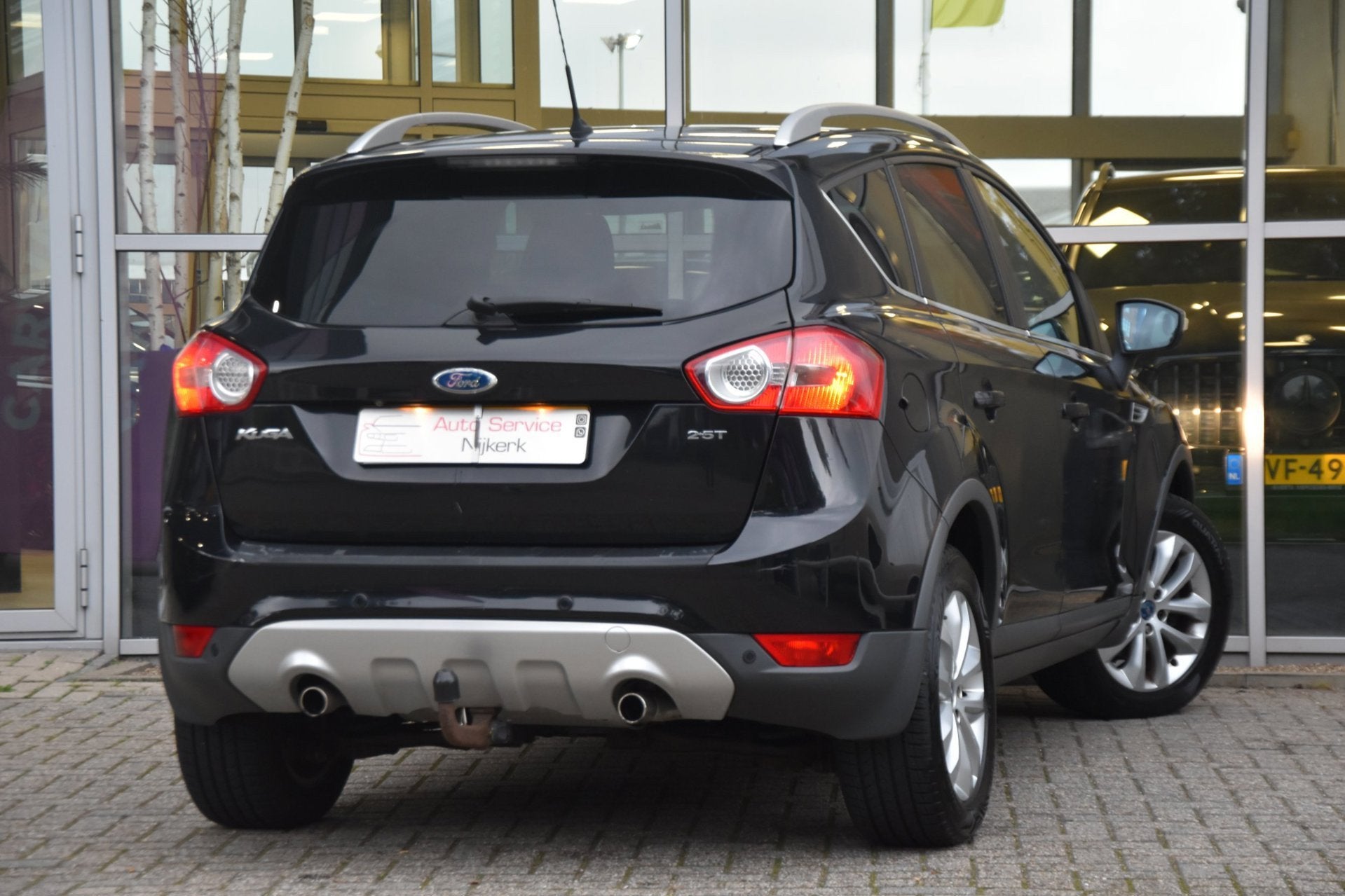Ford Kuga 2.5 Turbo Titanium 200PK Automaat Pano Leder Navi, Auto's, Gebruikt, Zwart, 1553 kg, Bedrijf