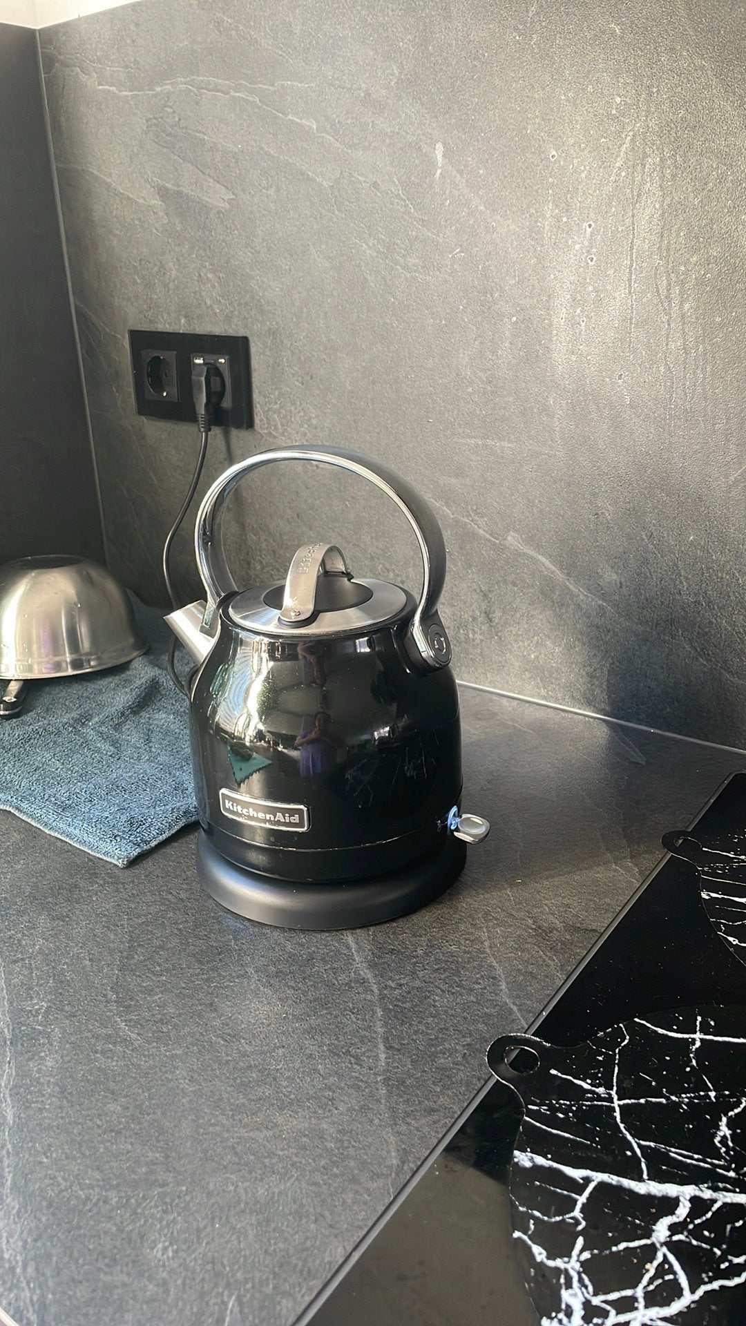 Kitchenaid waterkoker, Witgoed en Apparatuur, Waterkokers, 1 tot 2 liter, Ophalen of Verzenden, Zo goed als nieuw