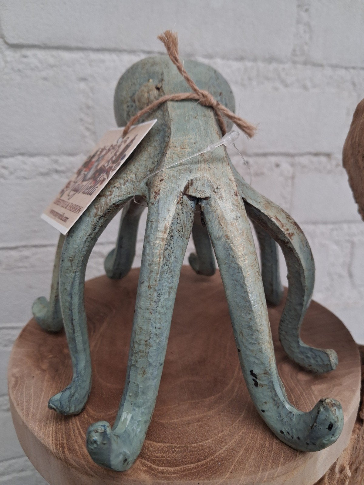Island Style Iron Octopus