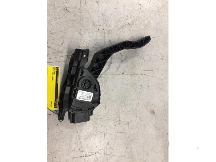 Gaspedaal van een Volvo V60, Gebruikt, -, -, Ophalen of Verzenden