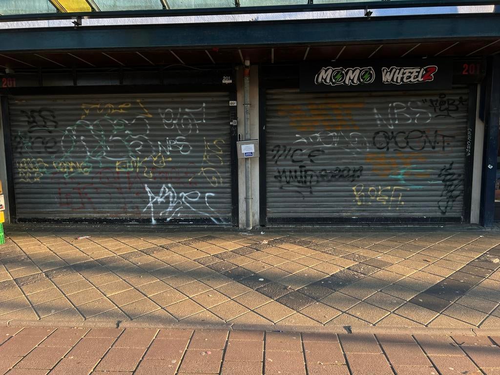 Winkel rolluik te koop - Robuust en veilig, Ophalen of Verzenden, Gebruikt, Grijs, 200 cm of meer