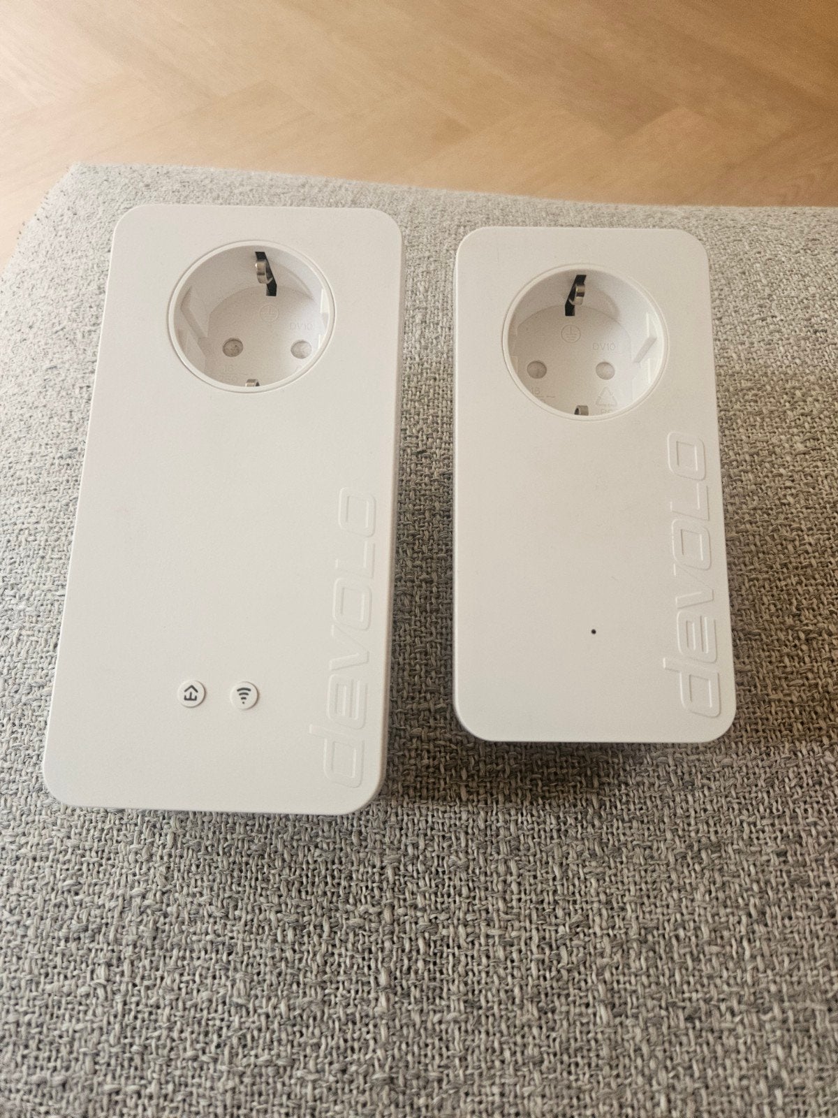 Devolo dLAN 1200+ WiFi ac Powerline Adapters (set van 2), Computers en Software, WiFi-versterkers, Ophalen, Zo goed als nieuw