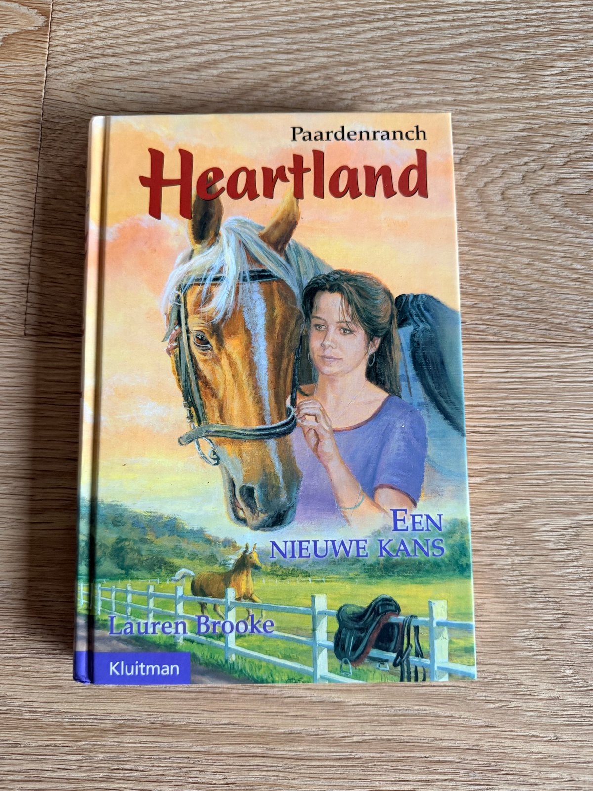 Heartland: Een Nieuwe Kans - Lauren Brooke (Paardenboek), Ophalen of Verzenden, Zo goed als nieuw, Nederland