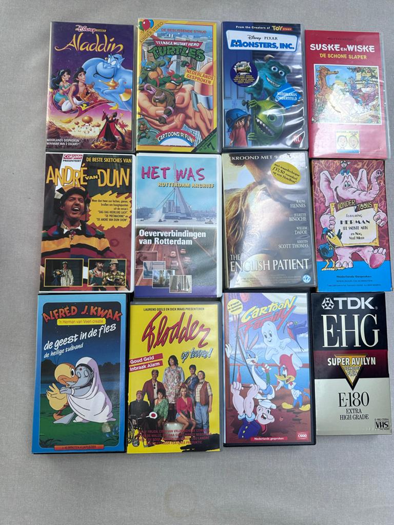 11 videobanden VHS - Disney, Suske en Wiske, Flodder, Alle leeftijden, Ophalen of Verzenden, Zo goed als nieuw, Actie en Avontuur