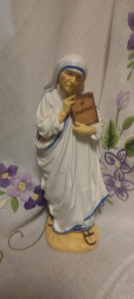 125 Beeldje van de Heilige Moeder Teresa, Ophalen of Verzenden, Zo goed als nieuw, Beeld(je), Christendom | Katholiek