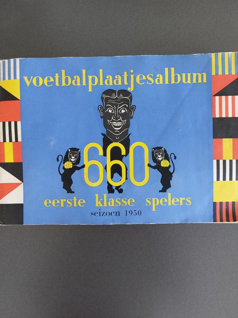 Zeer ZELDZAAM RAHO VOETBALALBUM  MET ORIGINELE  RINGBAND., Ophalen of Verzenden, Zo goed als nieuw, Poster, Plaatje of Sticker