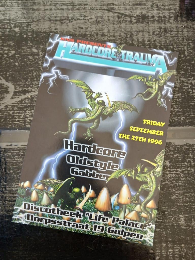 Flyer hardcore trauma 1998 life palace, Verzamelen, Gebruikt, A4 of kleiner, Vierkant, Ophalen of Verzenden