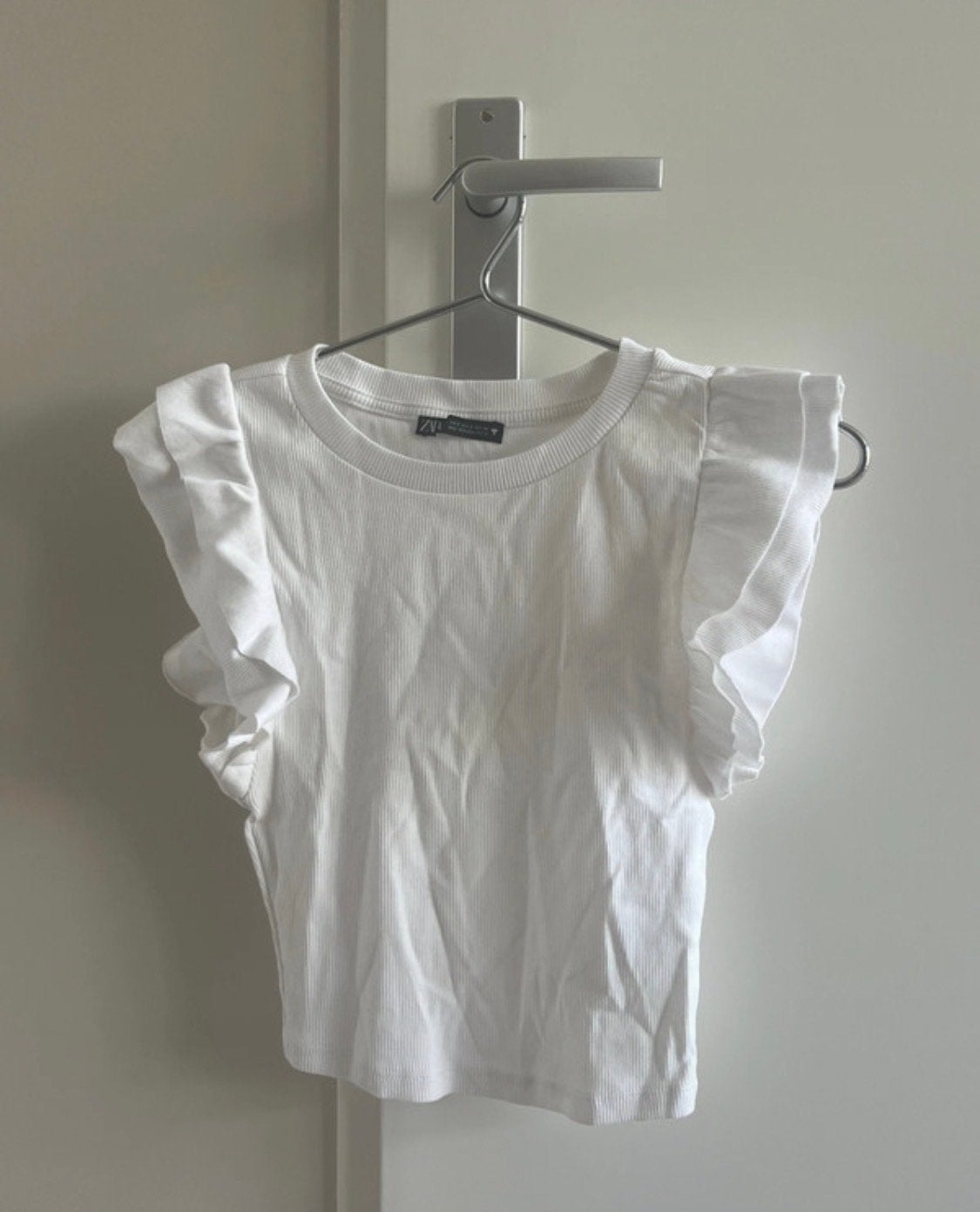 Nieuwe ZARA Top Ruffles Crop Basic Katoen - Maat S, Nieuw, Ophalen of Verzenden, Korte mouw, Maat 36 (S)