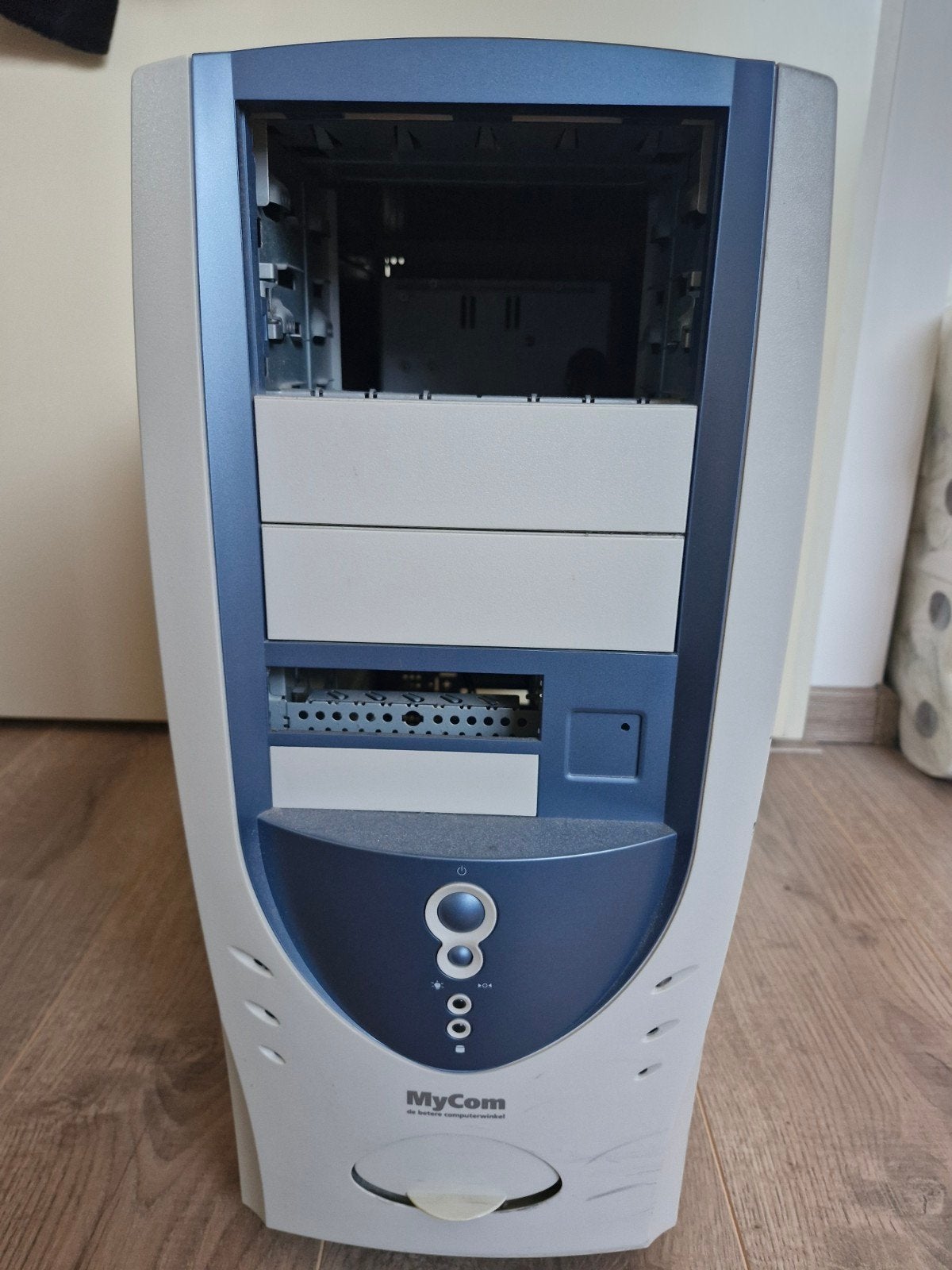 MyCom PC-behuizing - Lege computerkast, Computers en Software, Ophalen, Gebruikt
